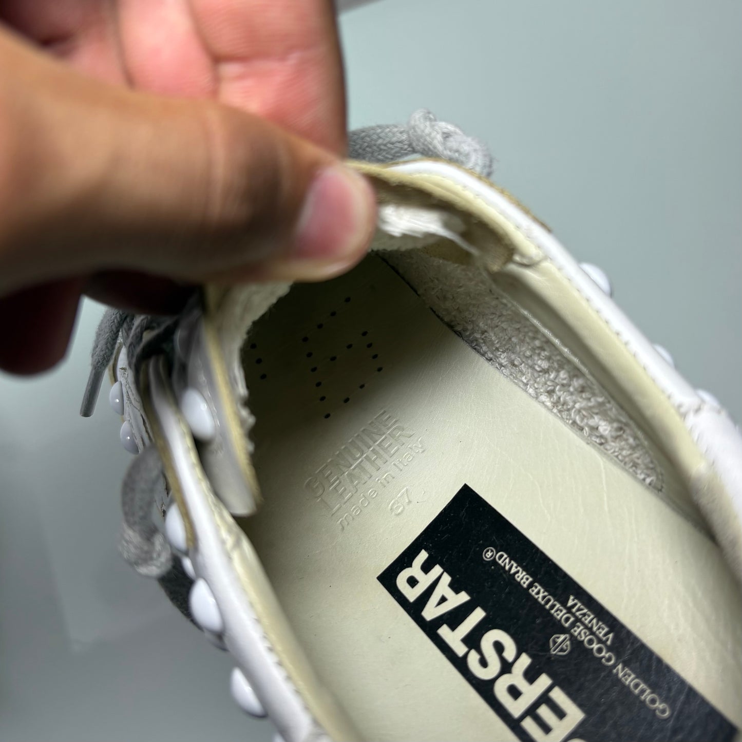 Golden goose superstar bianche con borchie bianche 37