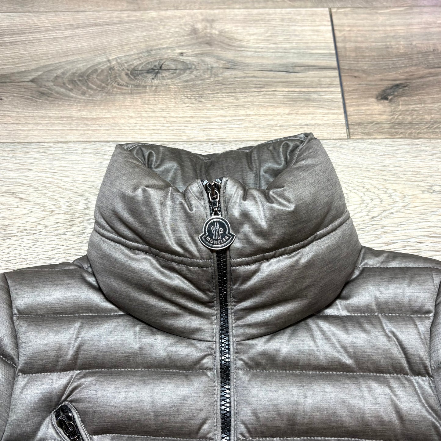 Moncler Suisse Grigio taglia 2 (M)