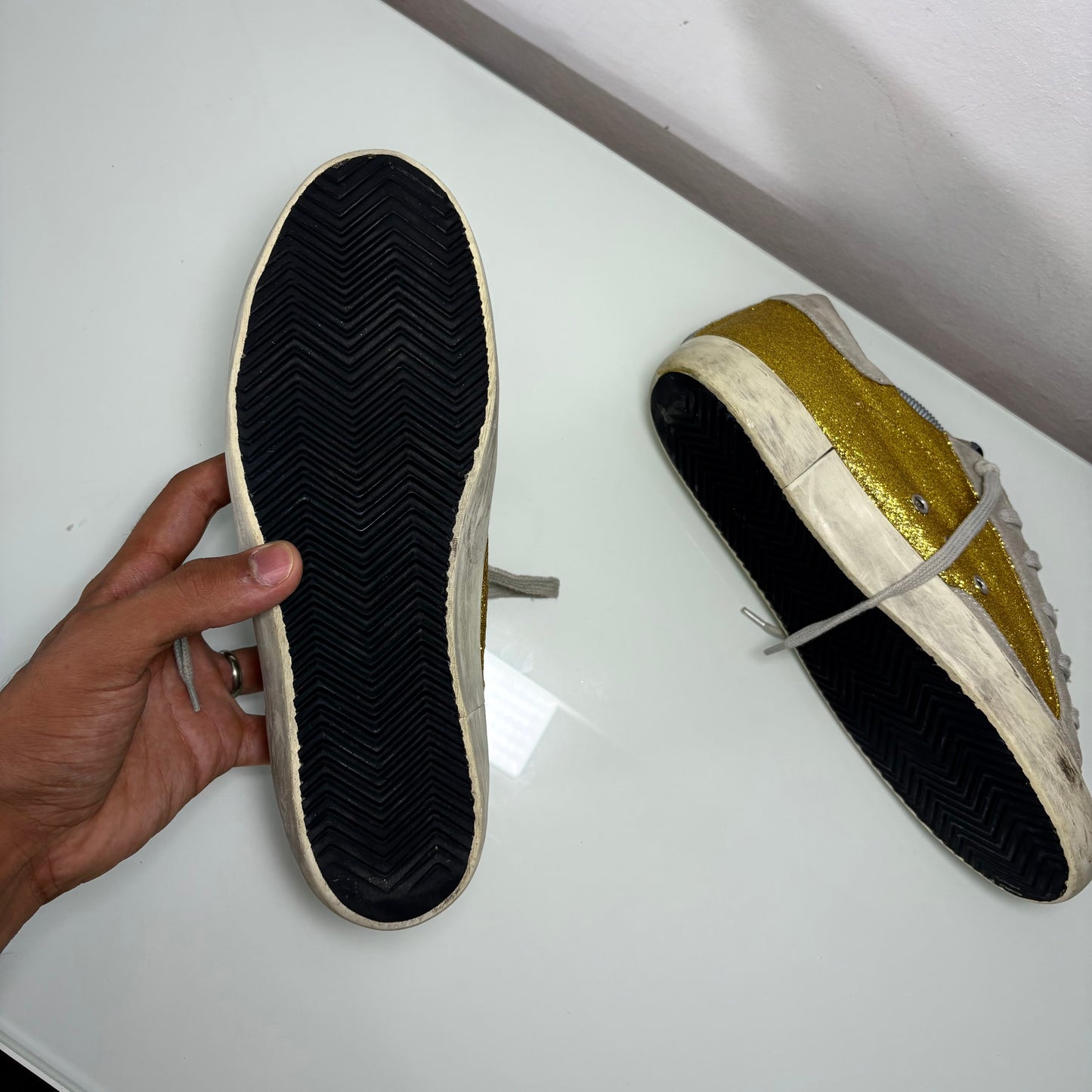 Golden goose superstar 39