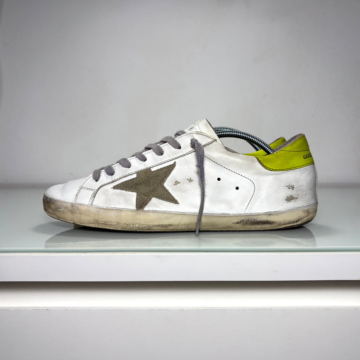Golden goose Superstar bianco e giallo 42