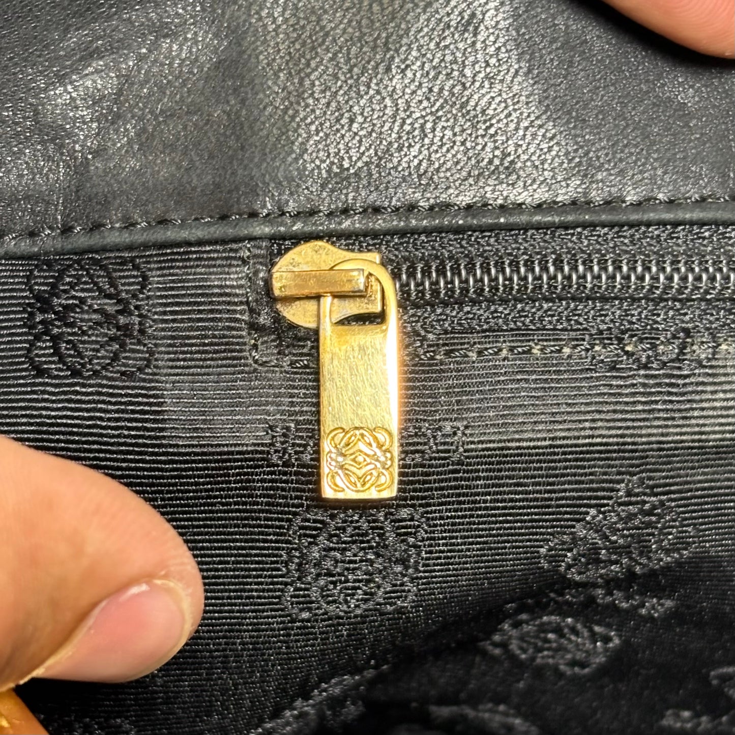 Borsa Loewe in pelle nero