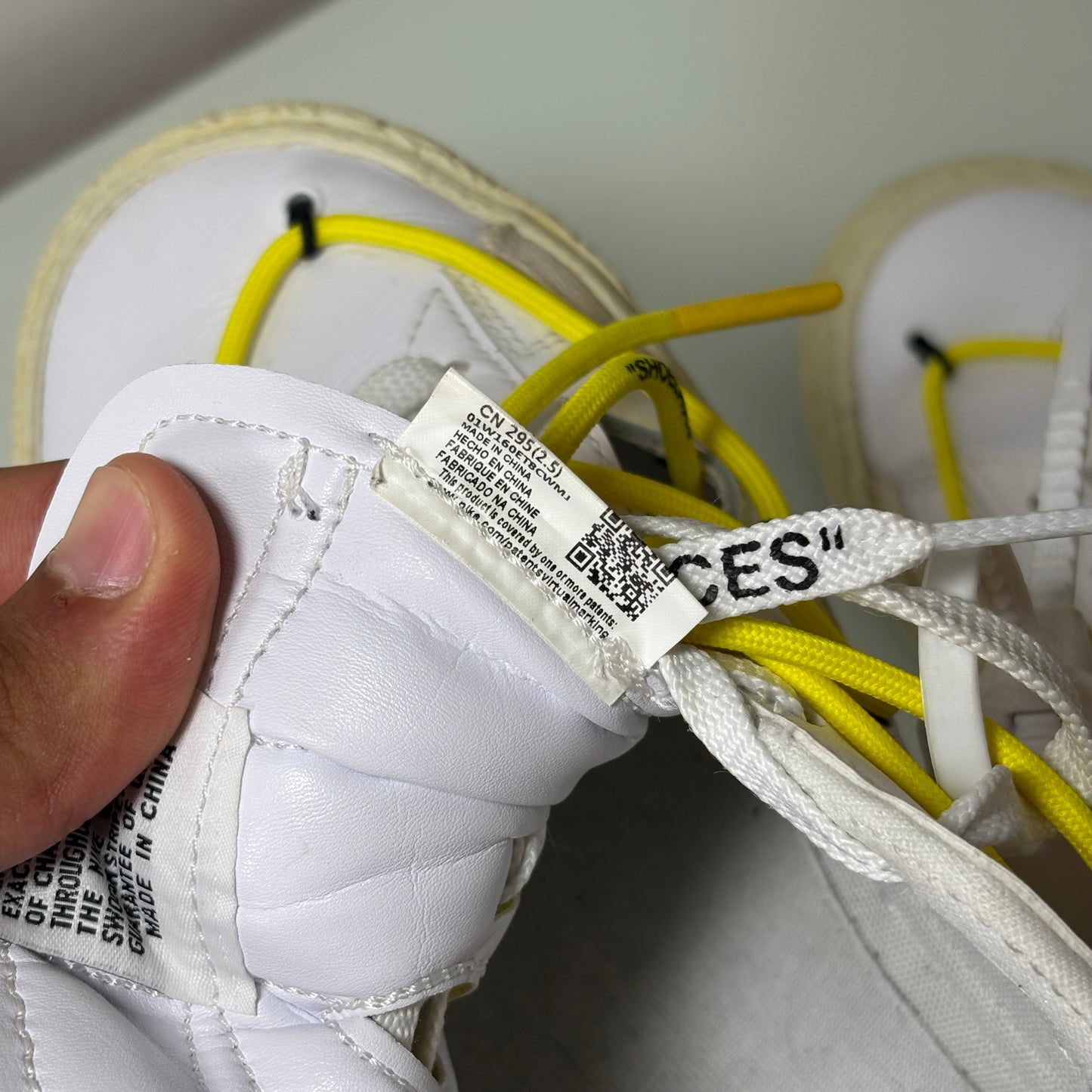 Nike blazer low x Off white university 45,5