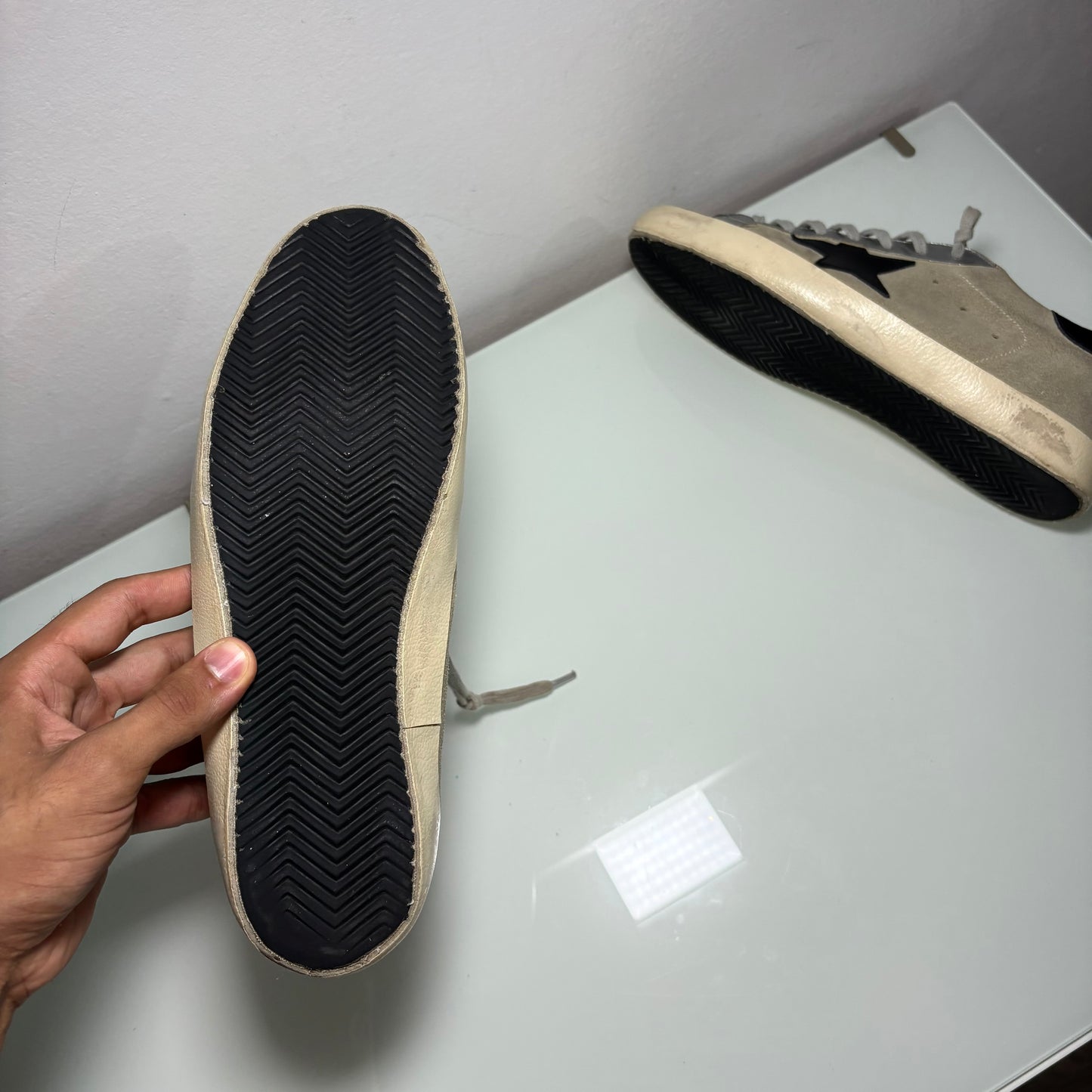 Golden goose Superstar Grigio topo e Stella nera 42