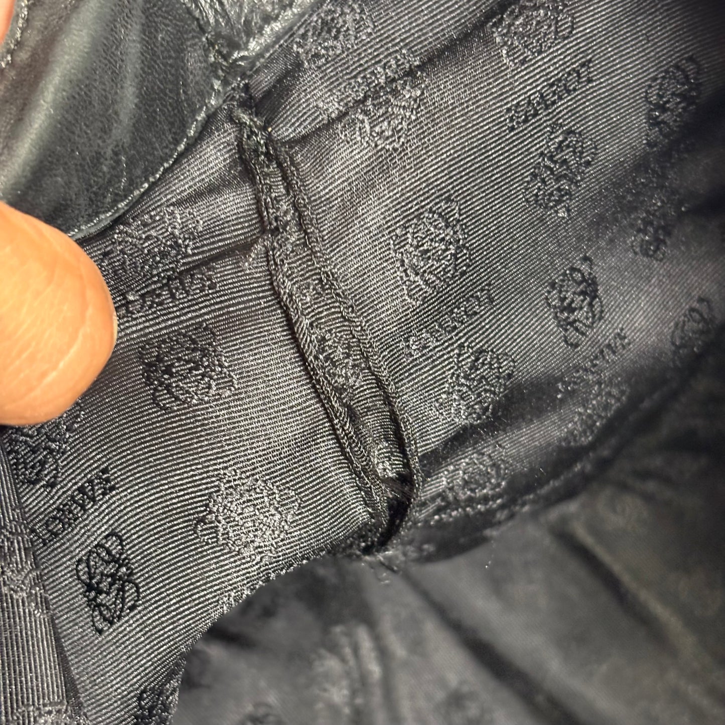 Borsa Loewe in pelle nero
