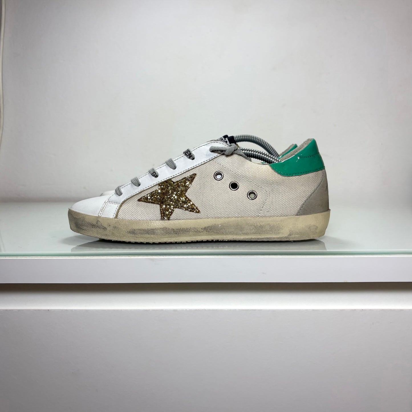Golden goose superstar bianco sporco, stella Glitter e tallone verde acqua 38