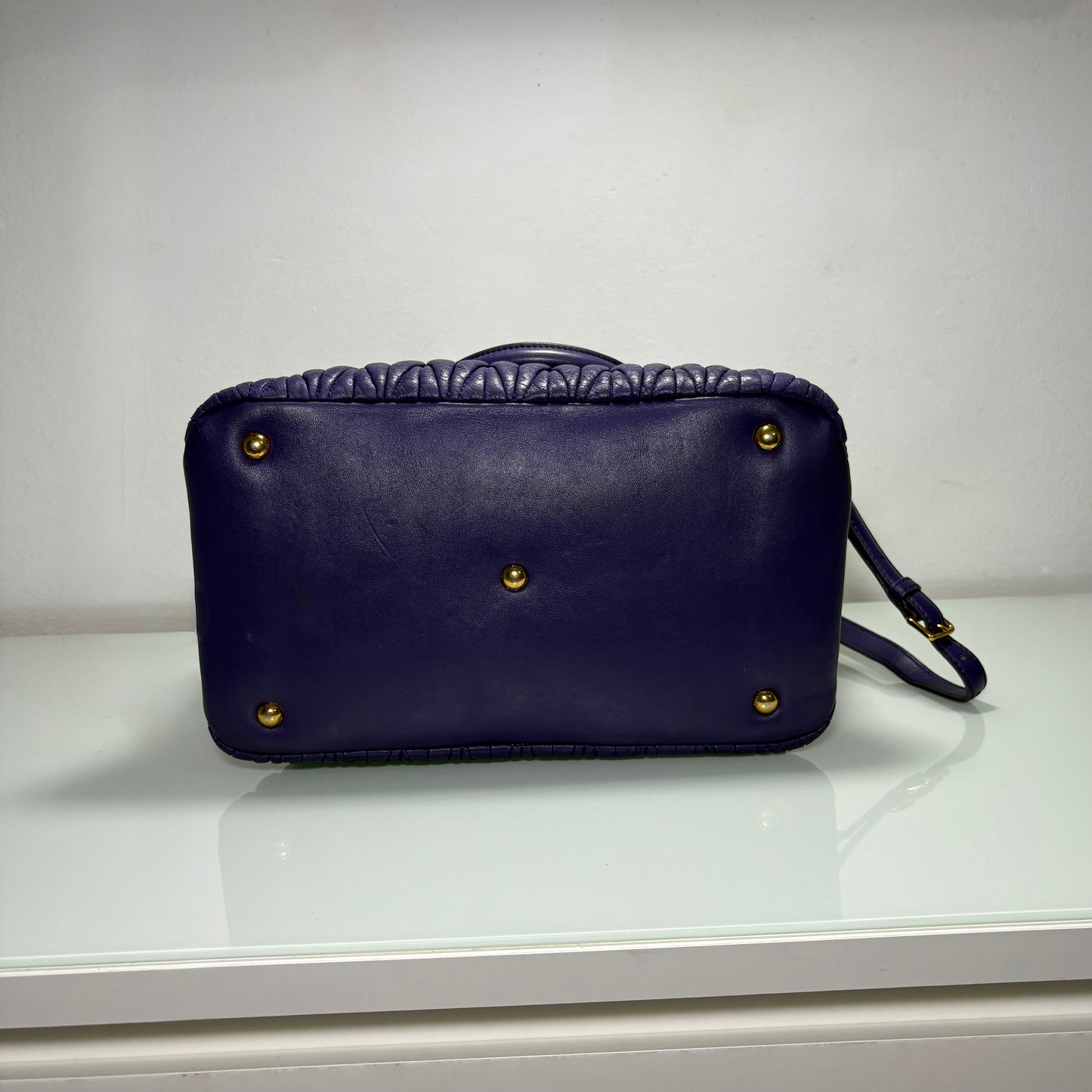 Miu Miu matelassé in pelle Viola