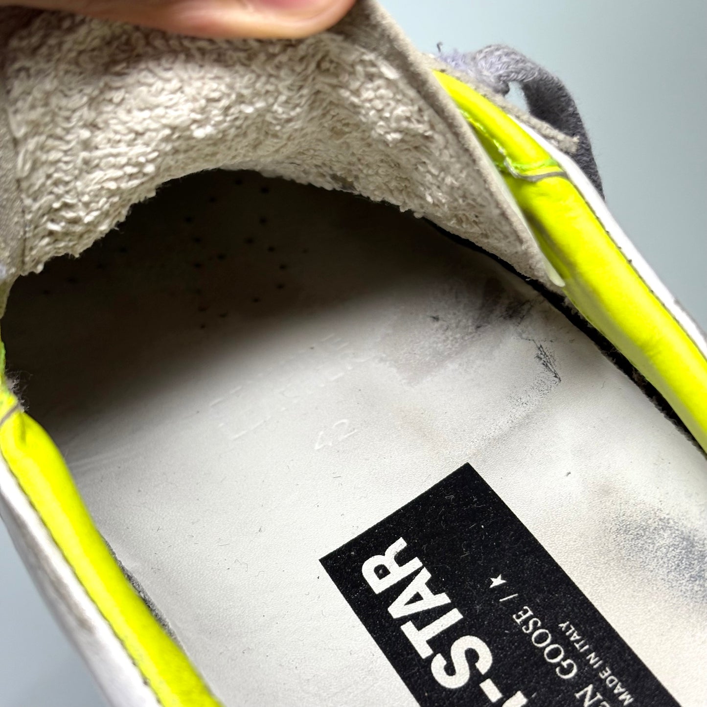Golden goose Superstar bianco e giallo 42