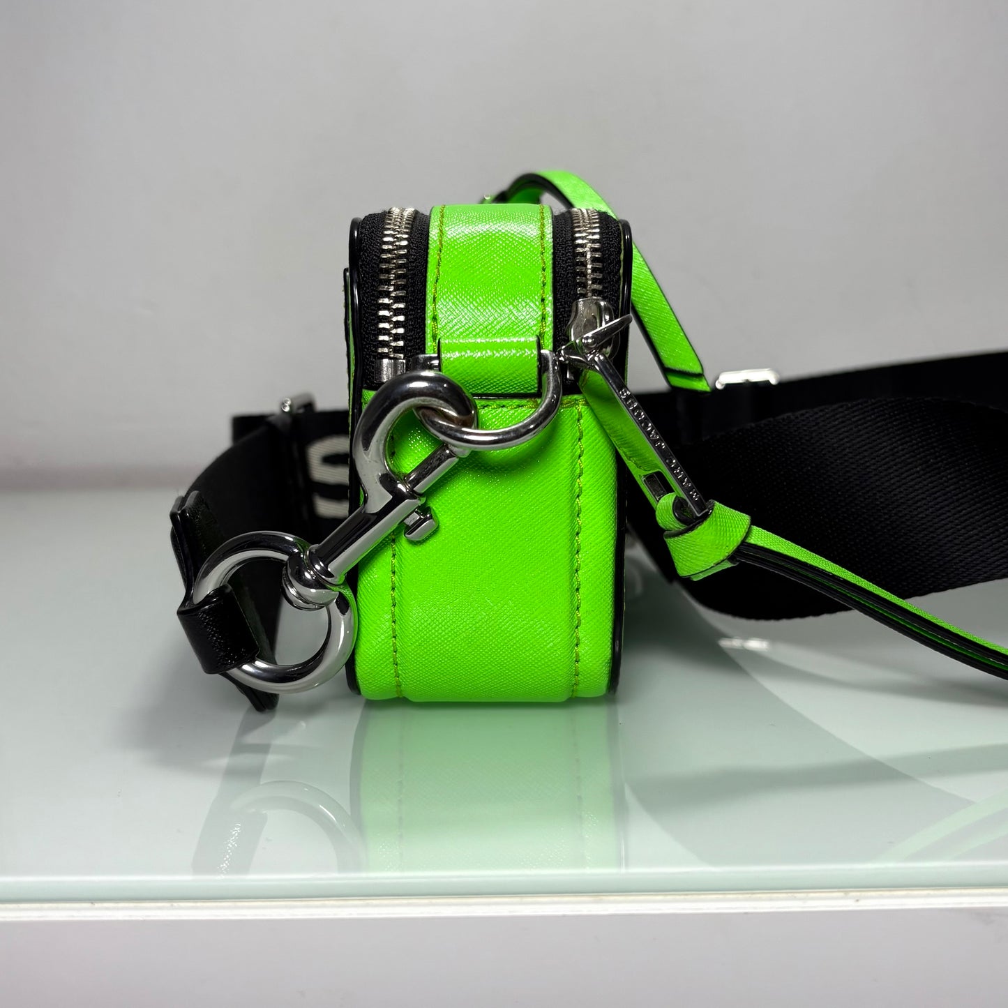 Borsa Snapshot Marc Jacobs