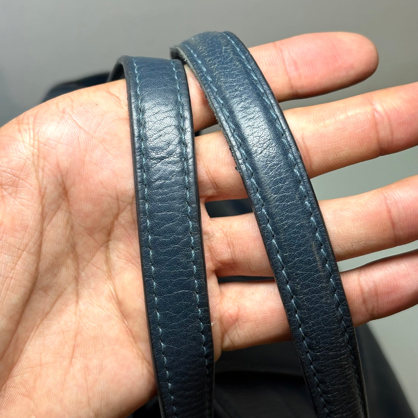 Louis Vuitton Mahina Cirrus PM blue