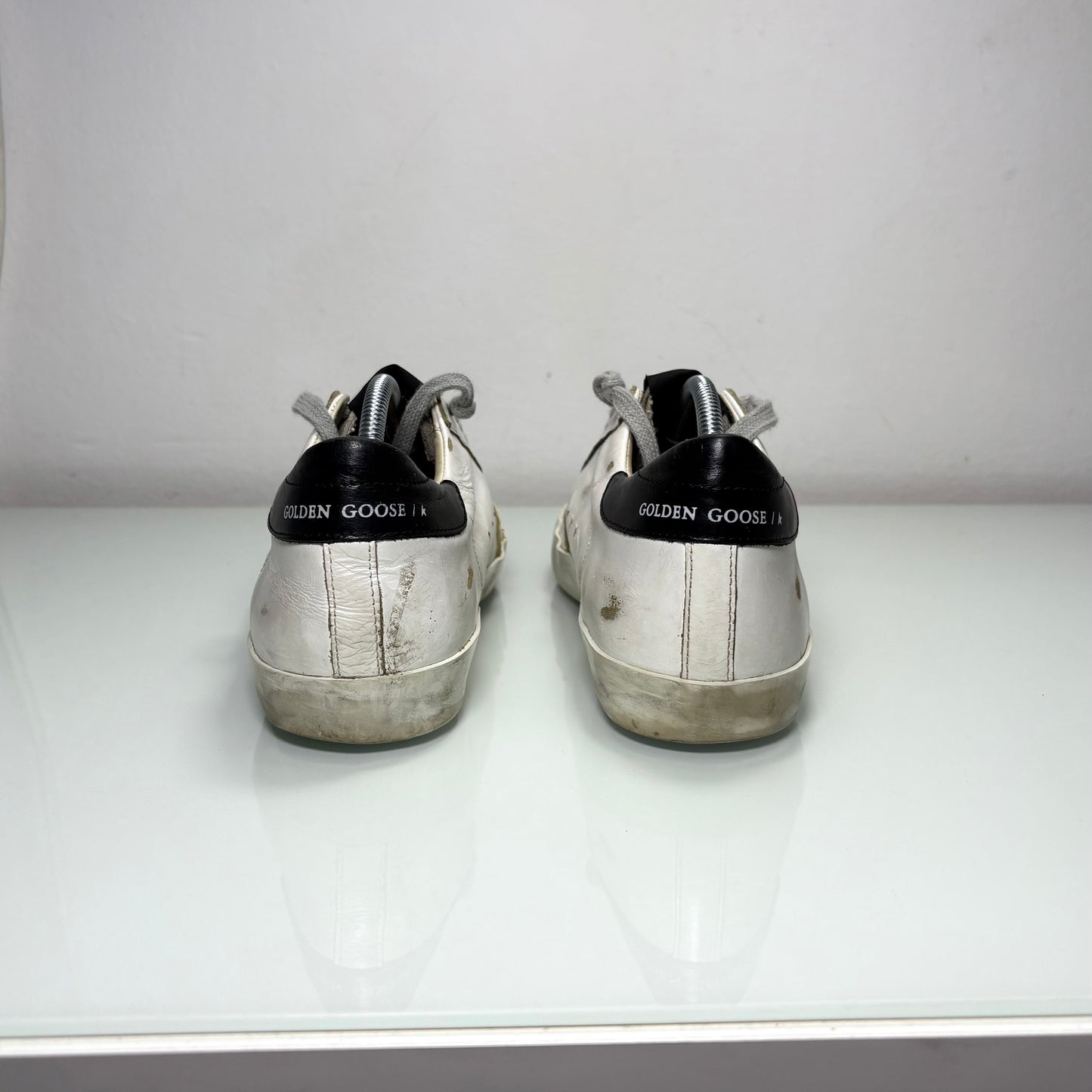 Golden goose superstar in pelle bianche e stella gialla 38