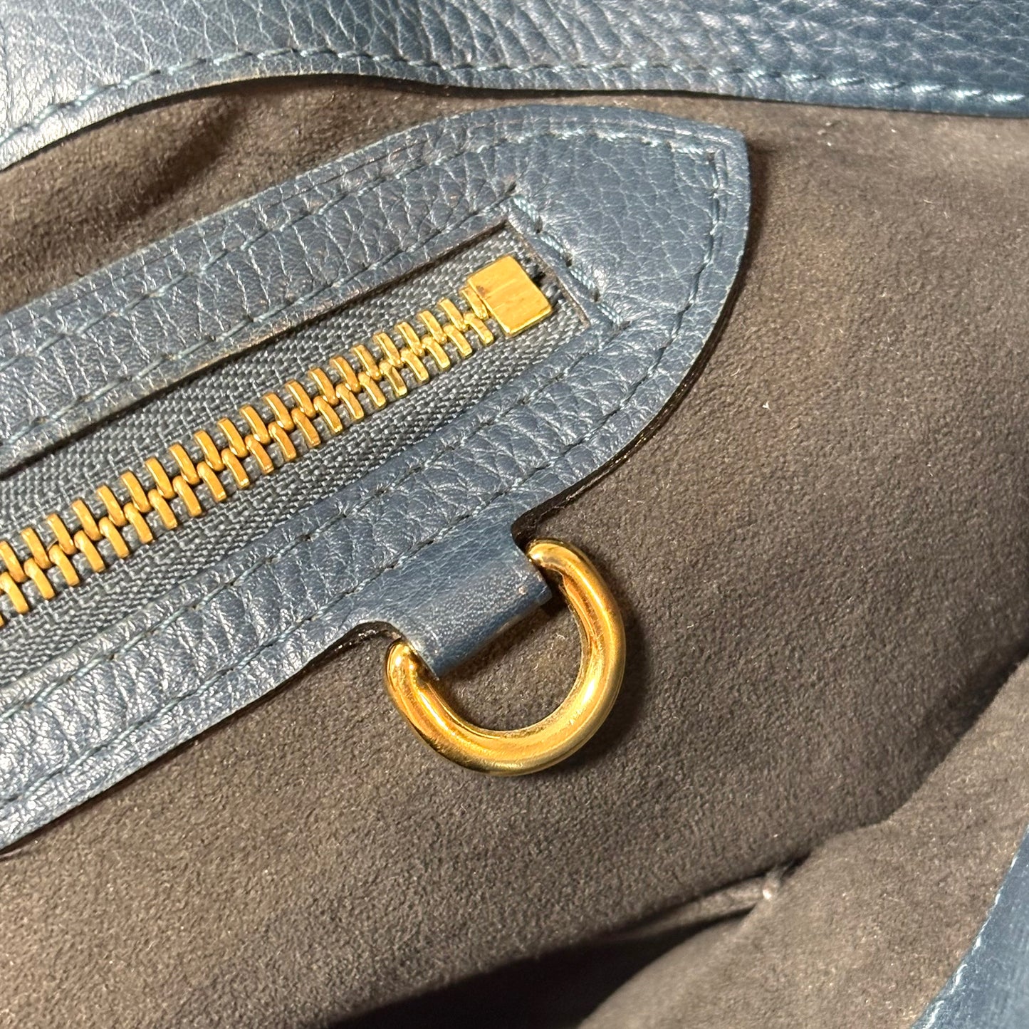 Louis Vuitton Mahina Cirrus PM blue