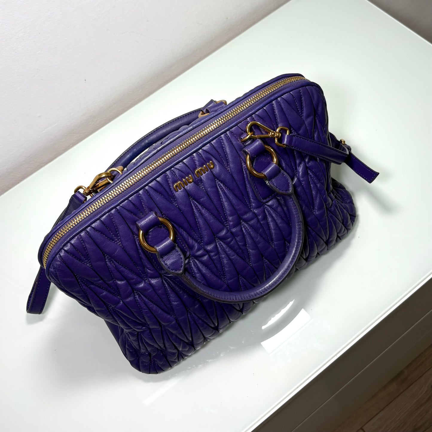 Miu Miu matelassé in pelle Viola