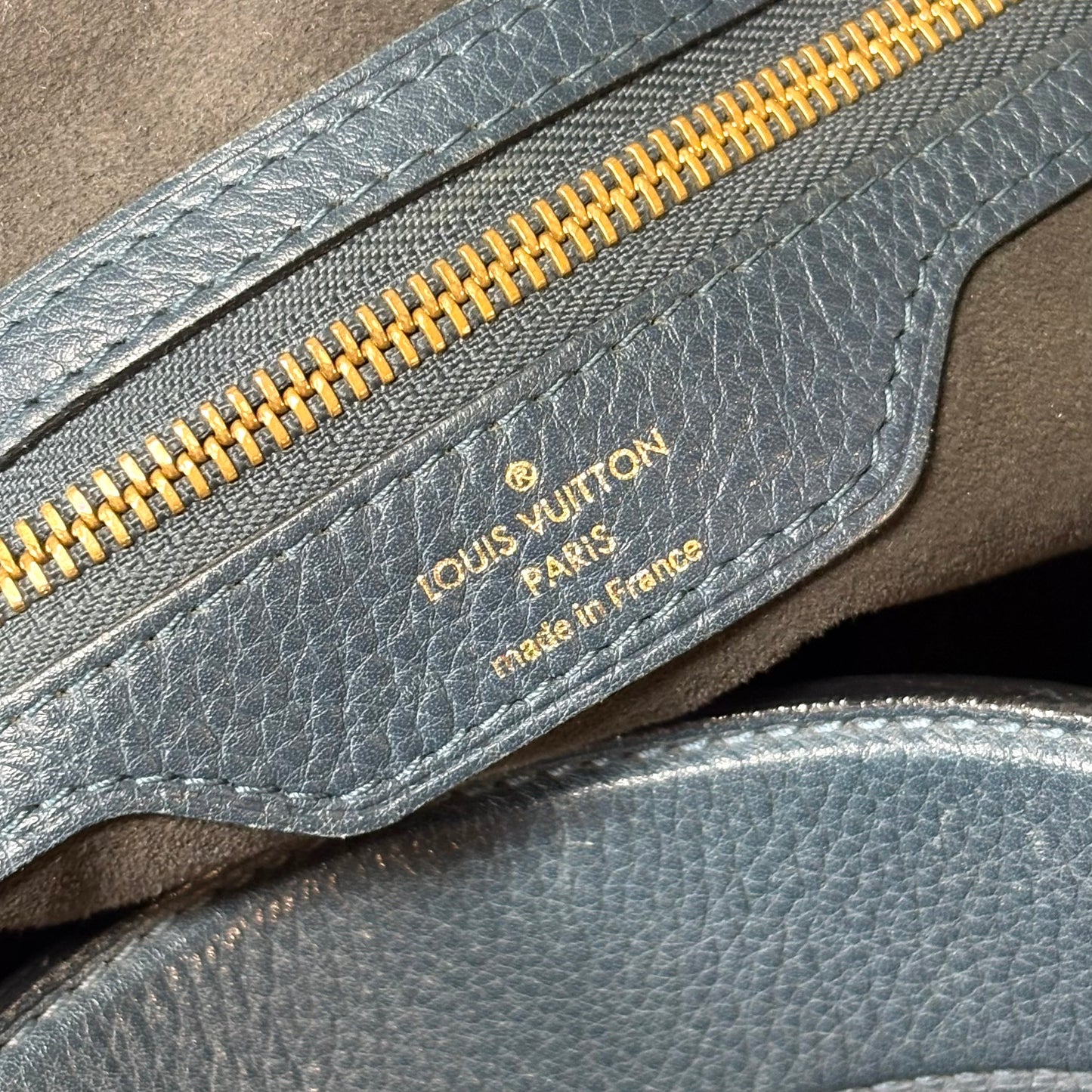 Louis Vuitton Mahina Cirrus PM blue