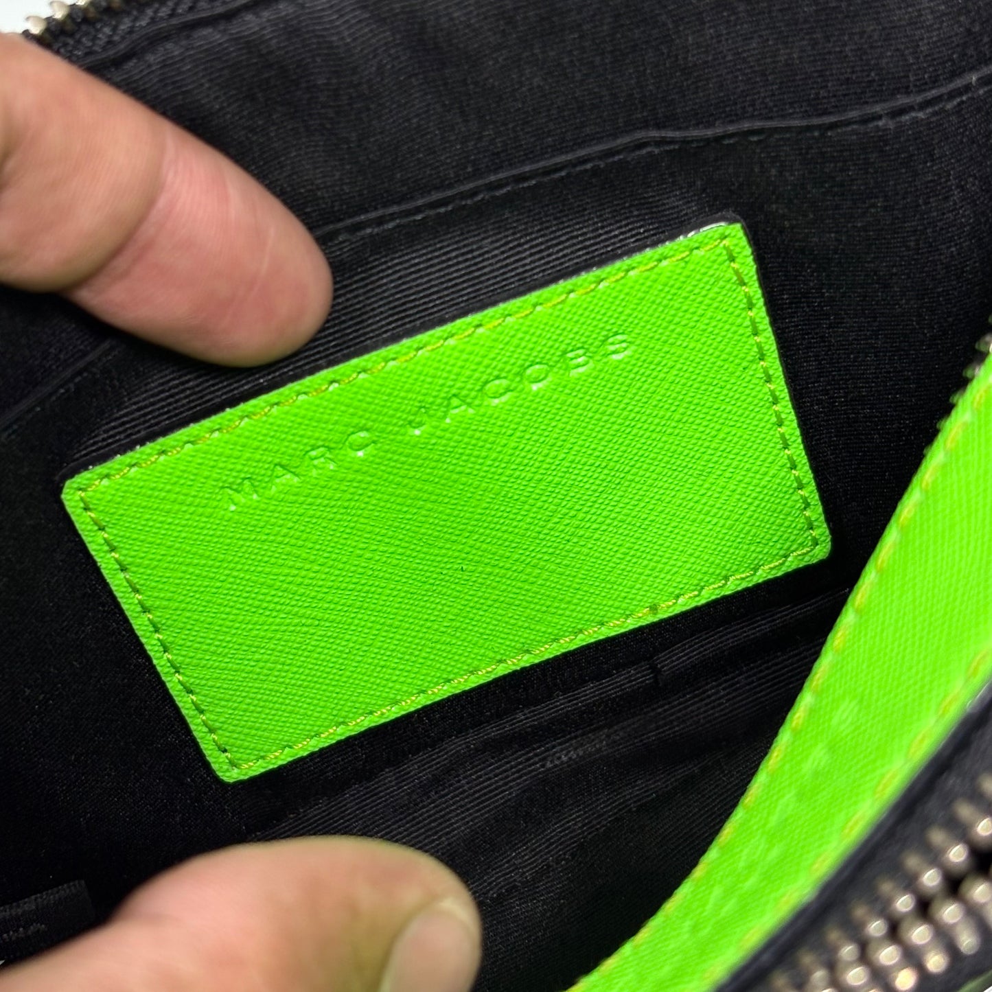 Borsa Snapshot Marc Jacobs