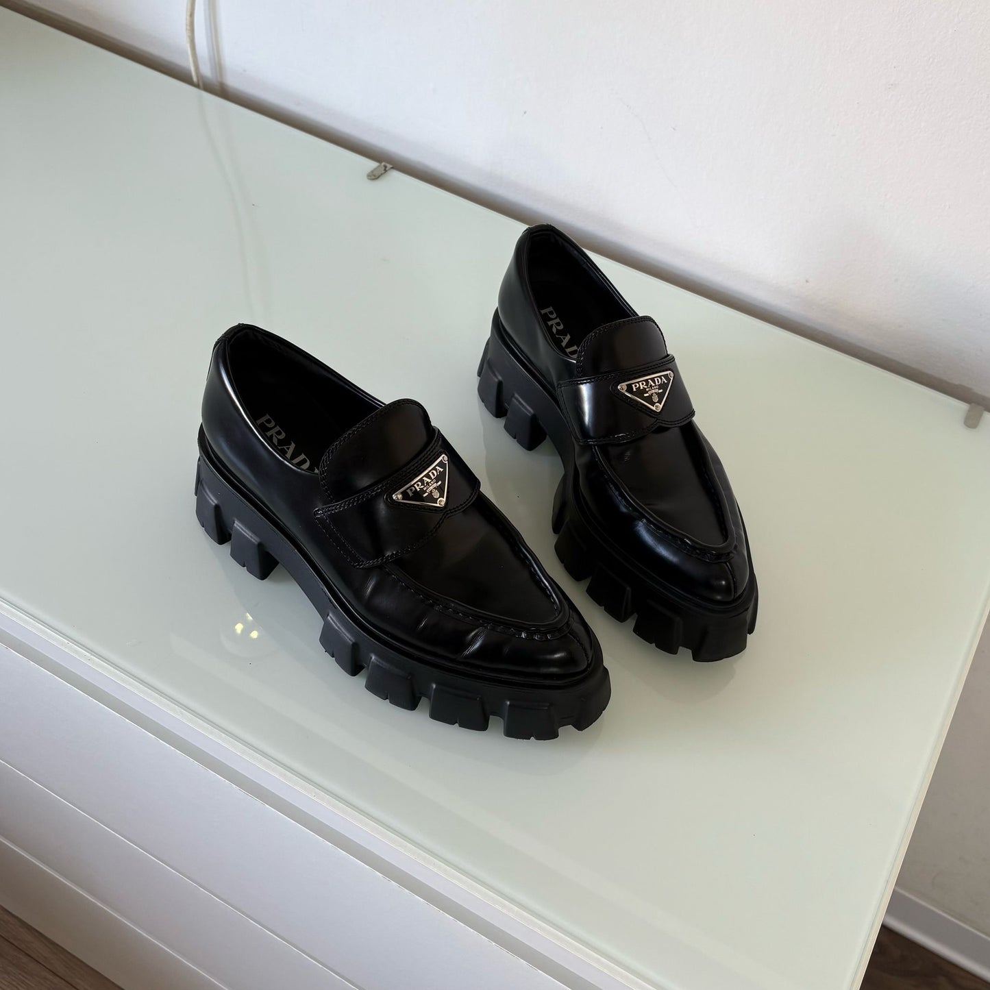 Prada Monolith 37,5