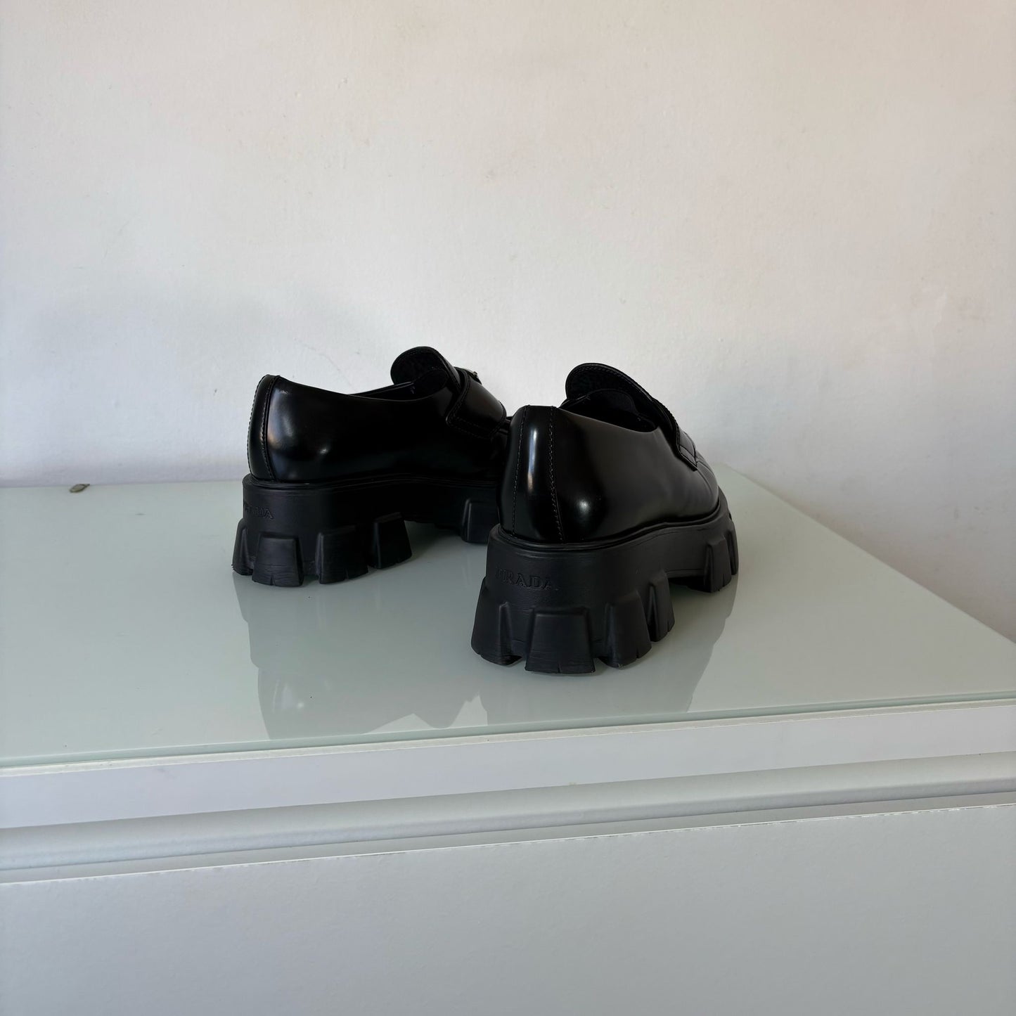 Prada Monolith 37,5