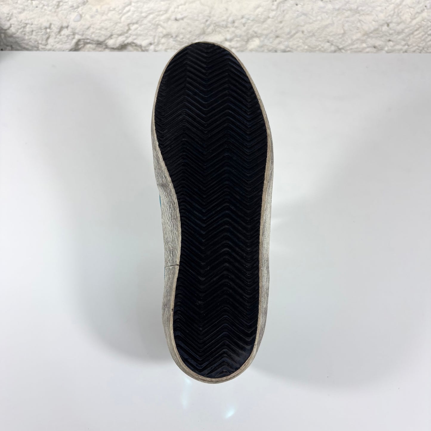 Golden goose Superstar azzurro metallizzato con stella bianca, lacci arancioni e talloncini in "squame" 42