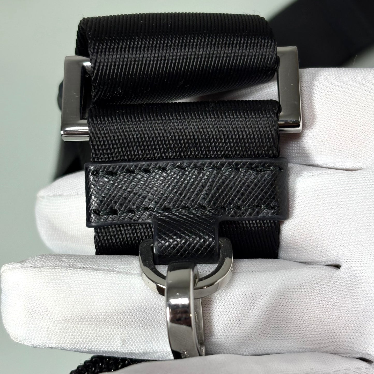 Prada tracolla in Re-Nylon nero