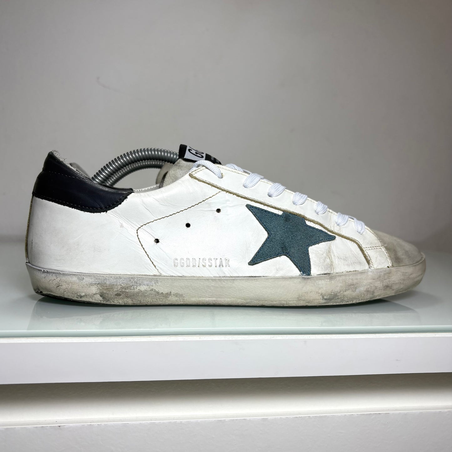 Golden goose Superstar bianche tallone nero e stella verde 43