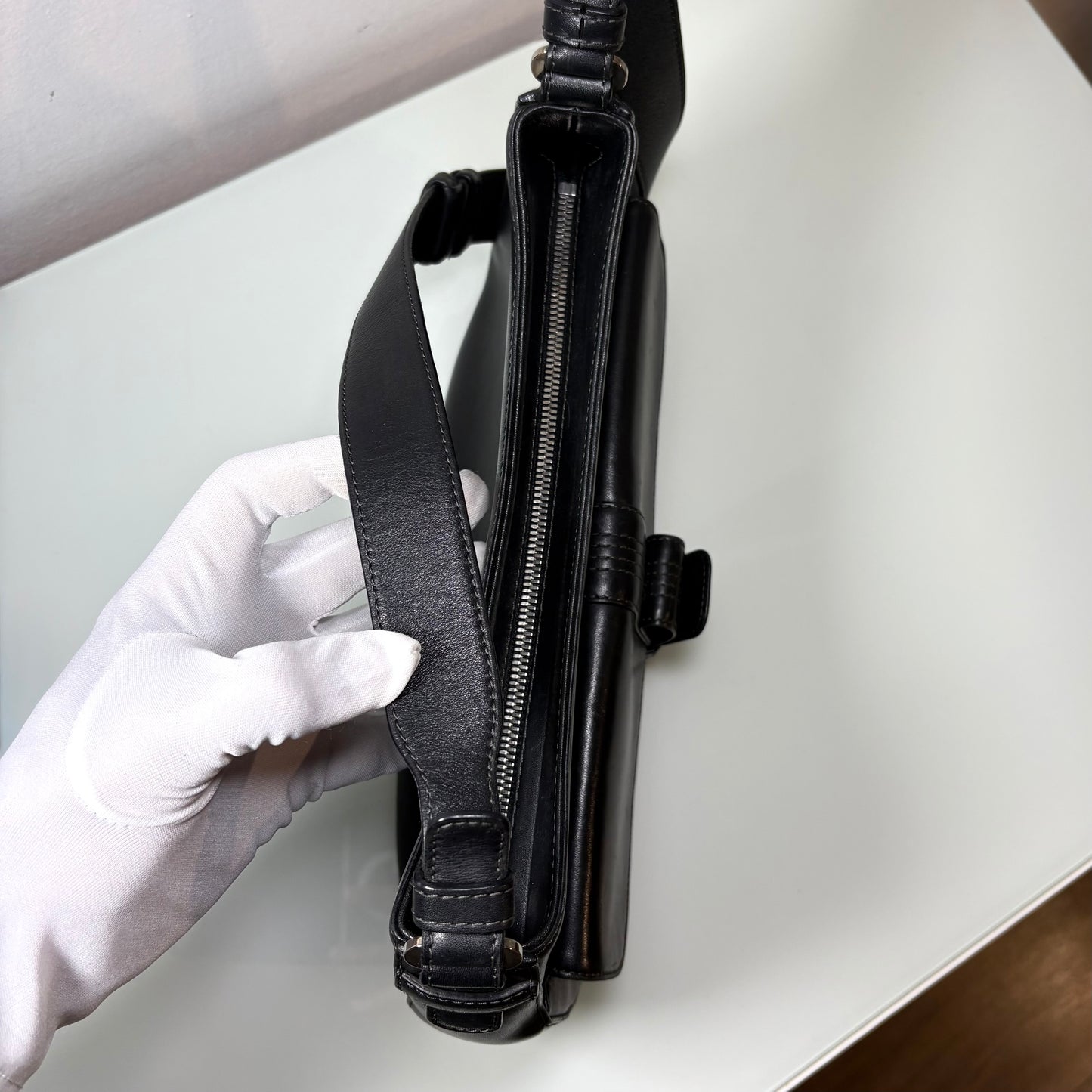 Loewe borsa in pelle nera