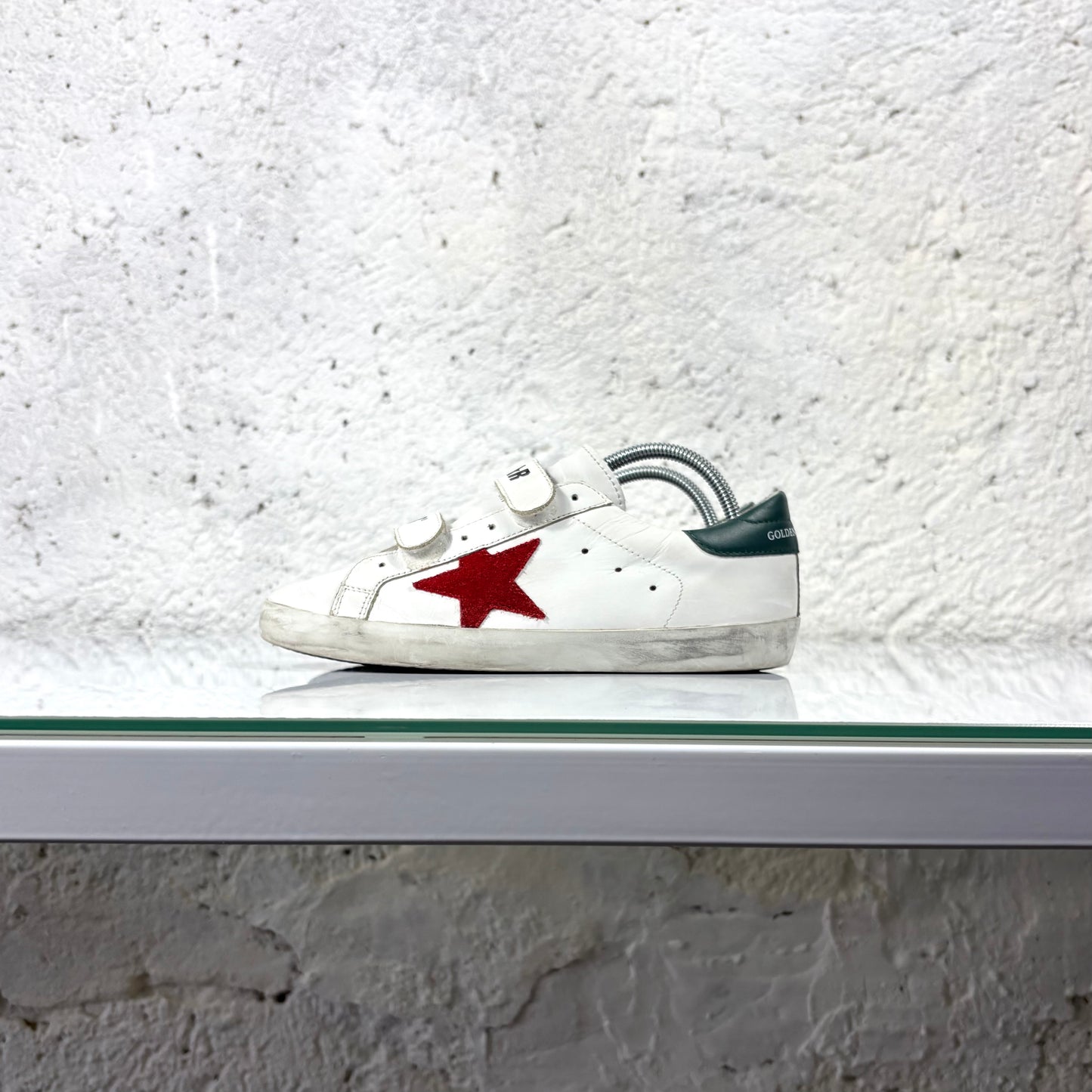 Golden goose Old school bianche, stella rossa e tallone verde 37