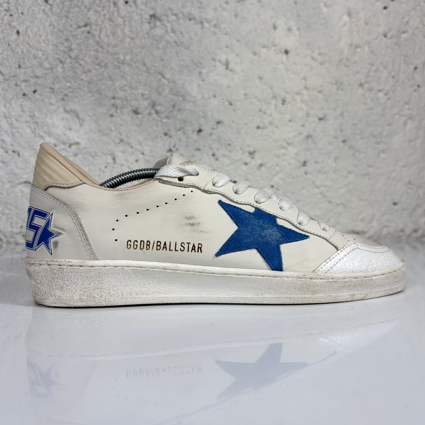 Golden goose Ballstar bianche/panna in pelle con stella azzurra in suede 42