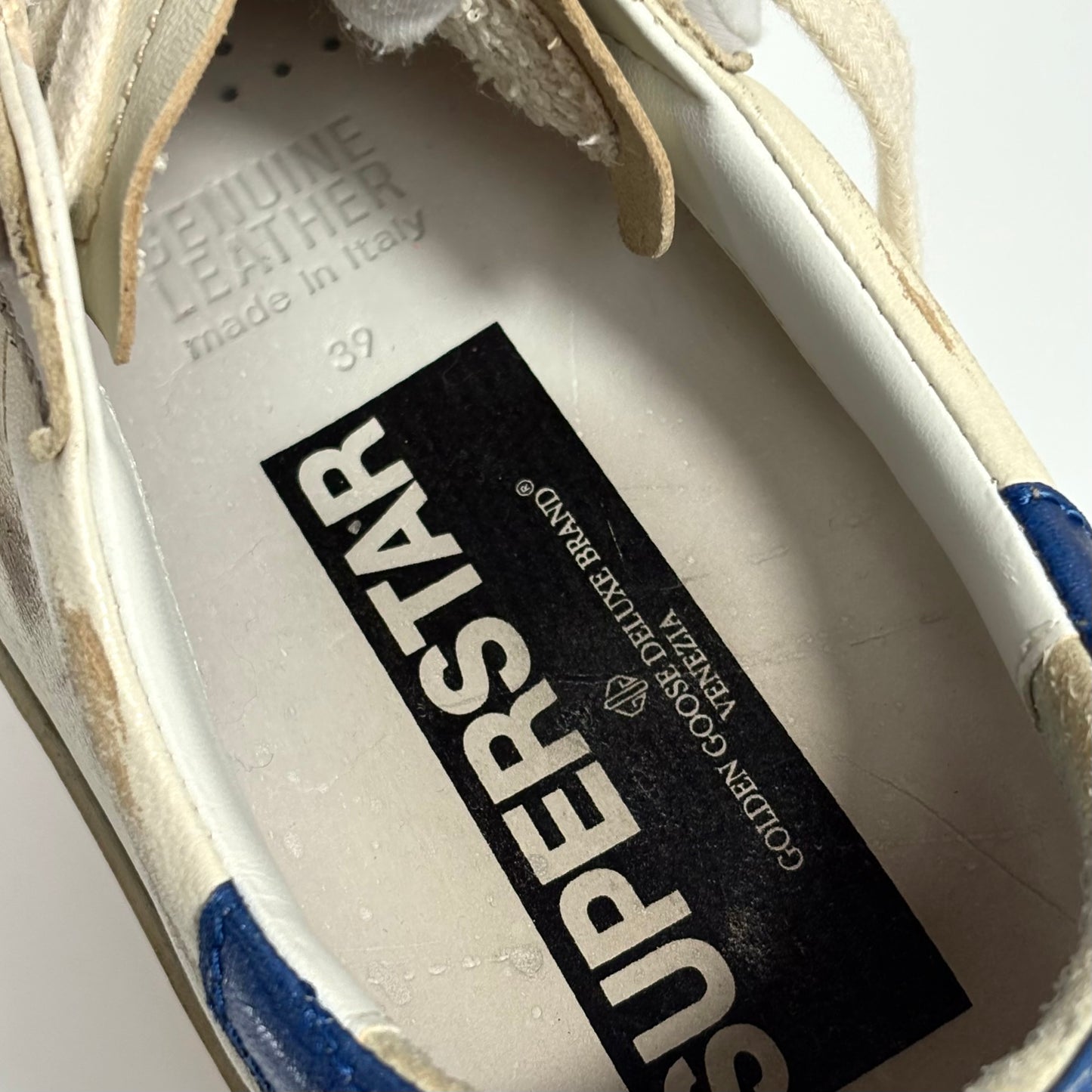 Golden goose Superstar panna, stella rossa e talloncino blu 39