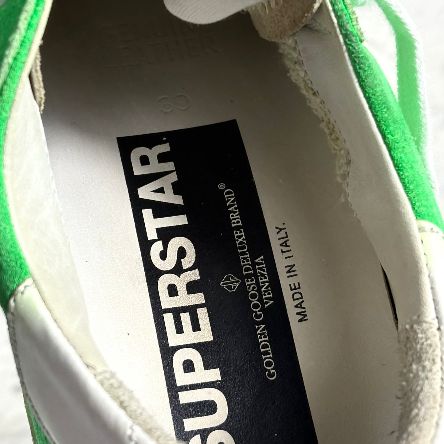 Golden goose Superstar Verdi con stella zebrata 39