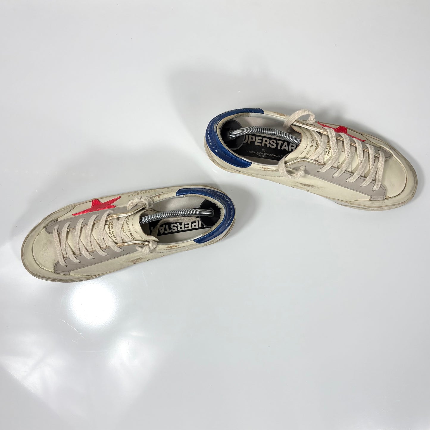 Golden goose Superstar panna, stella rossa e talloncino blu 39