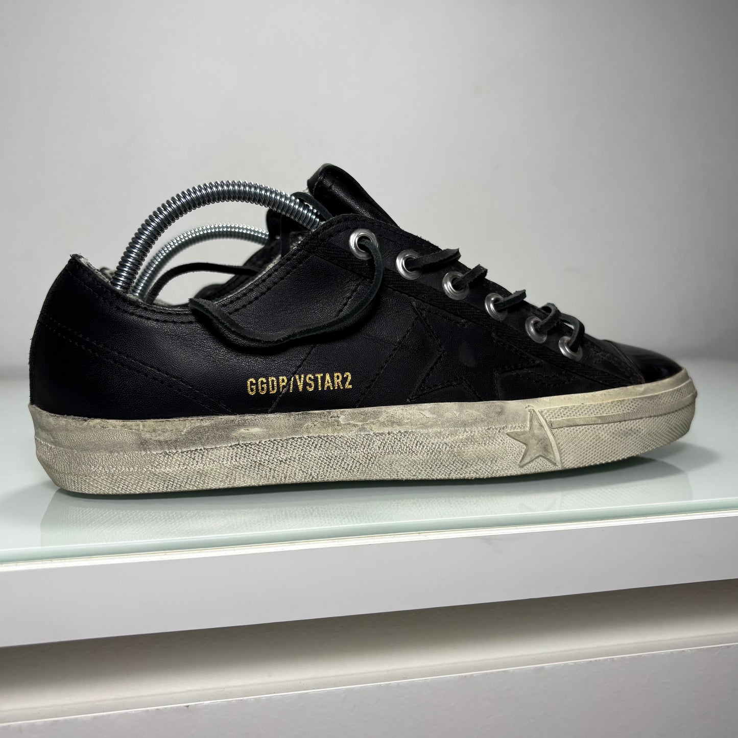 Golden Goose V-star nero 39