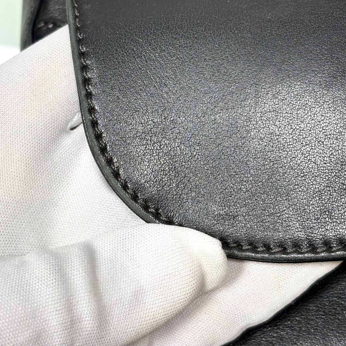 Loewe borsa in pelle nera