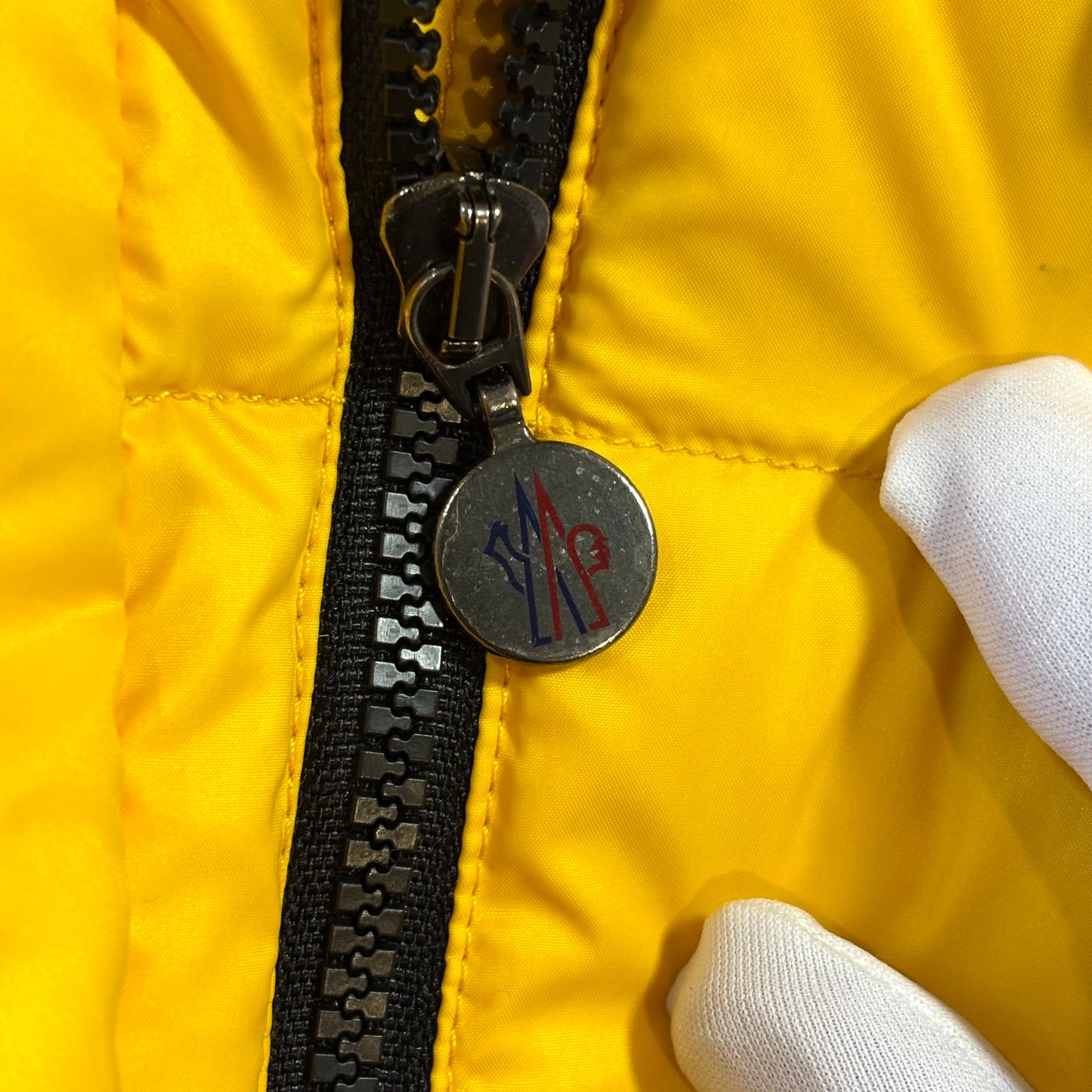 Moncler fur hood giallo con pelliccia taglia L