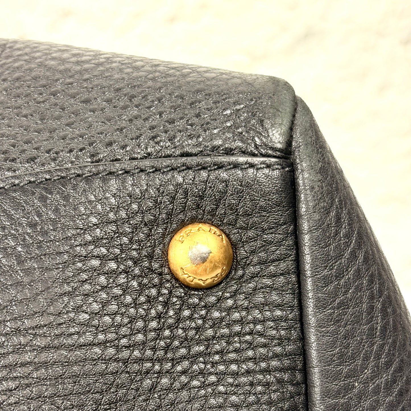 Prada vitello Phenix nera in pelle