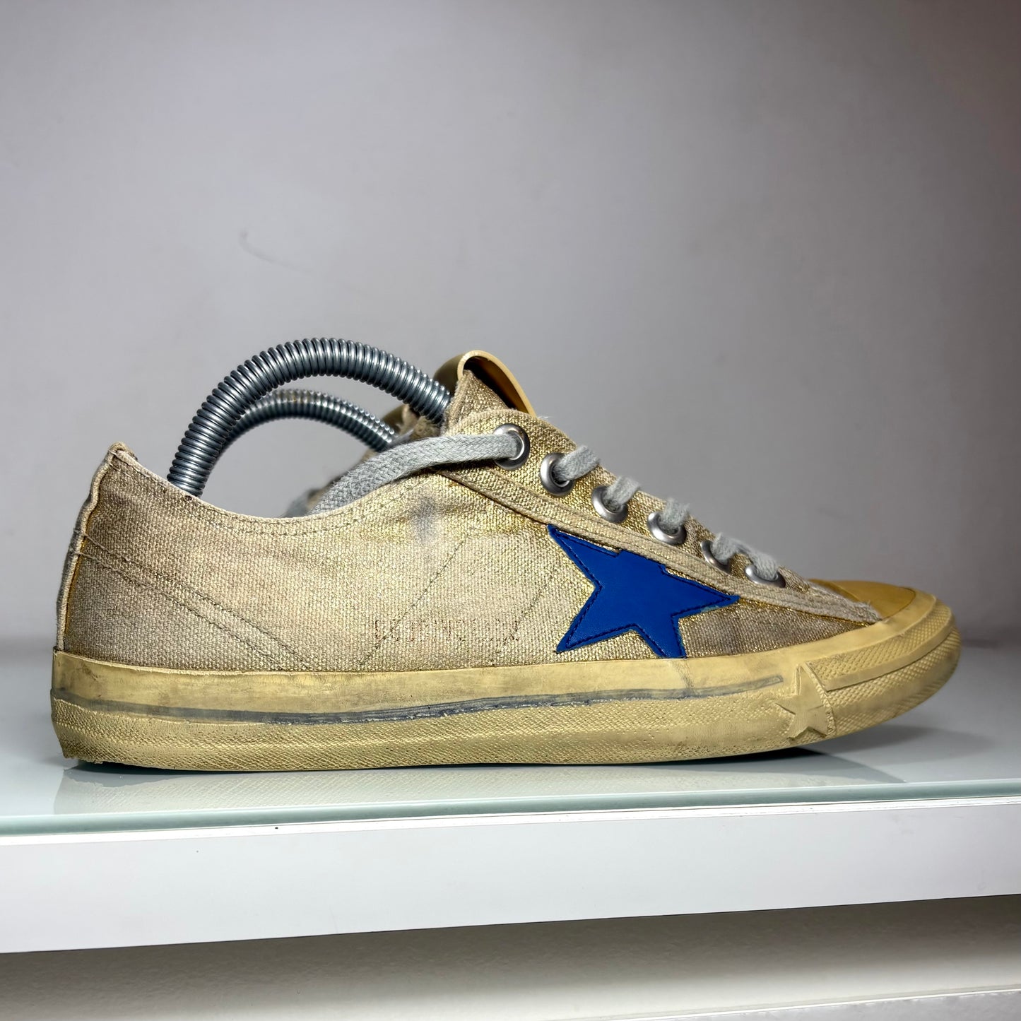 Golden goose V-Star oro e stella blu 38