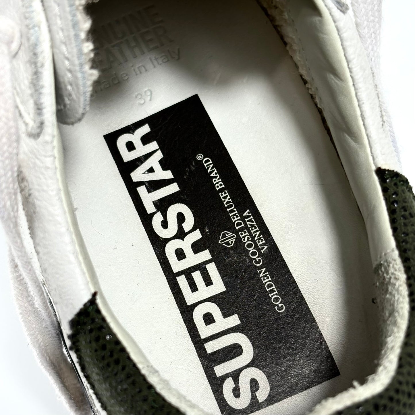 Golden goose Superstar bianche con scotch nero sui lati posteriori 39