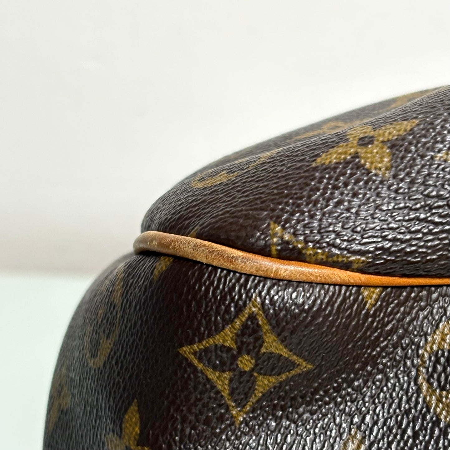 Louis Vuitton Galliera