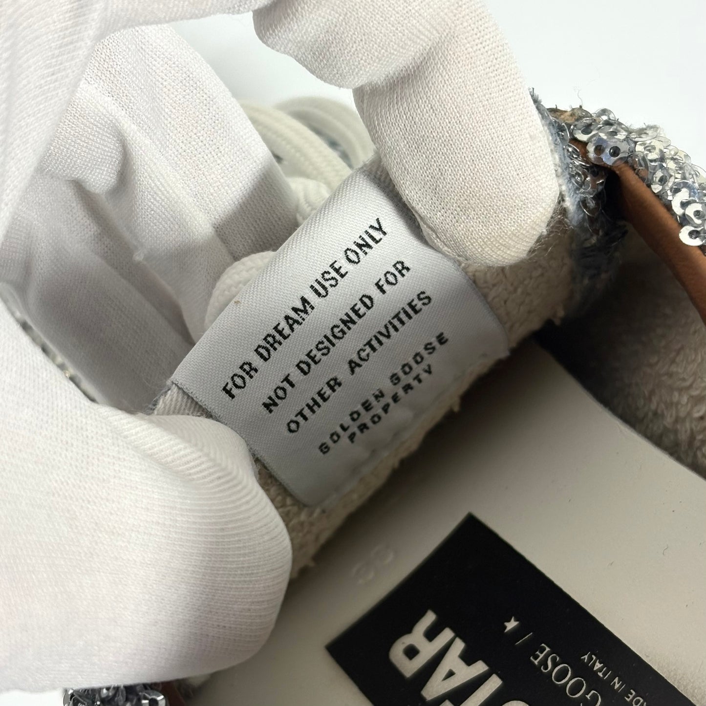 Golden goose True star con le paillettes argento e stella nera in suede 38