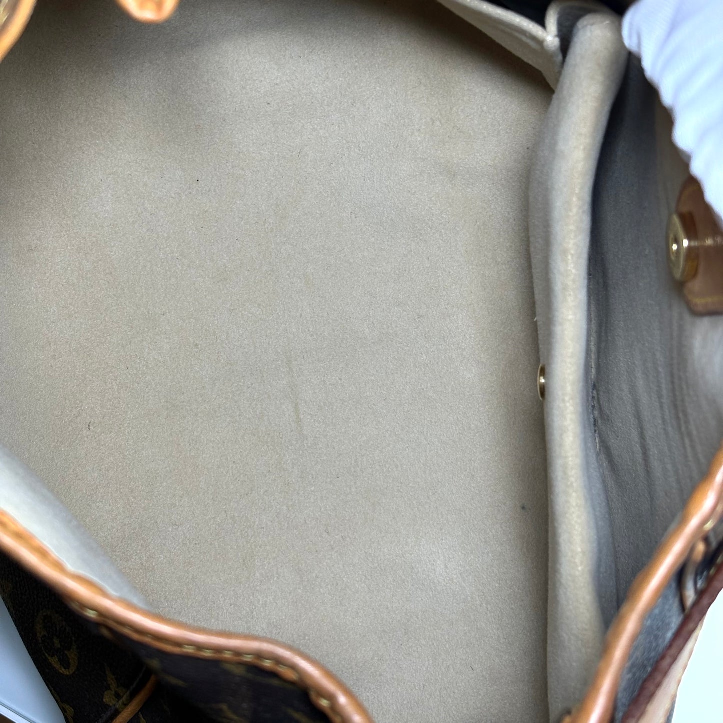 Louis Vuitton Galliera