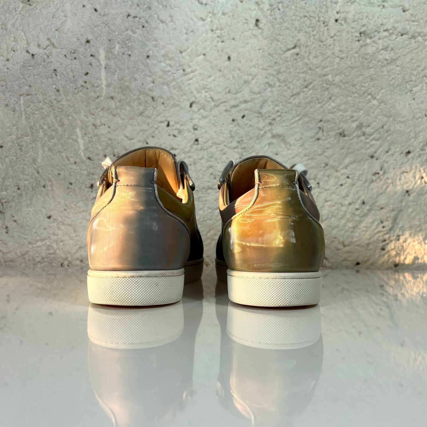 Christian Louboutin Junior Spikes grigio e bronzo iridescente olografico  42,5