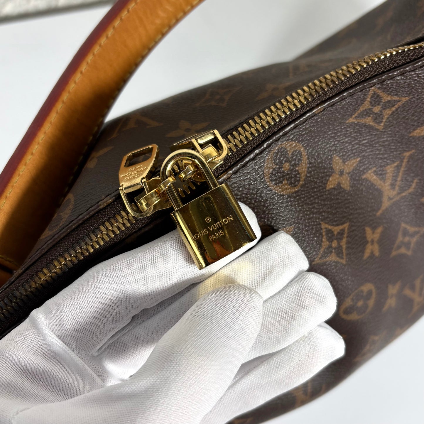 Louis Vuitton Berri MM monogram marrone e rifiniture in vacchetta