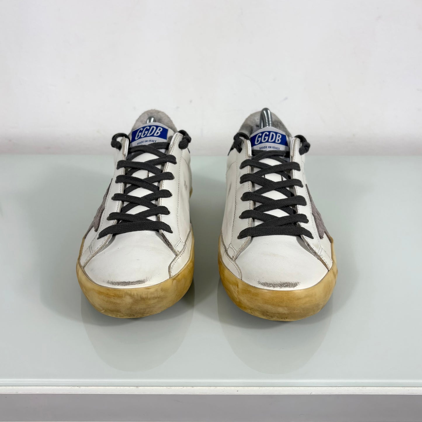 Golden goose Superstar bianche, stella grigia a squame e tallone nero brillantinato 39