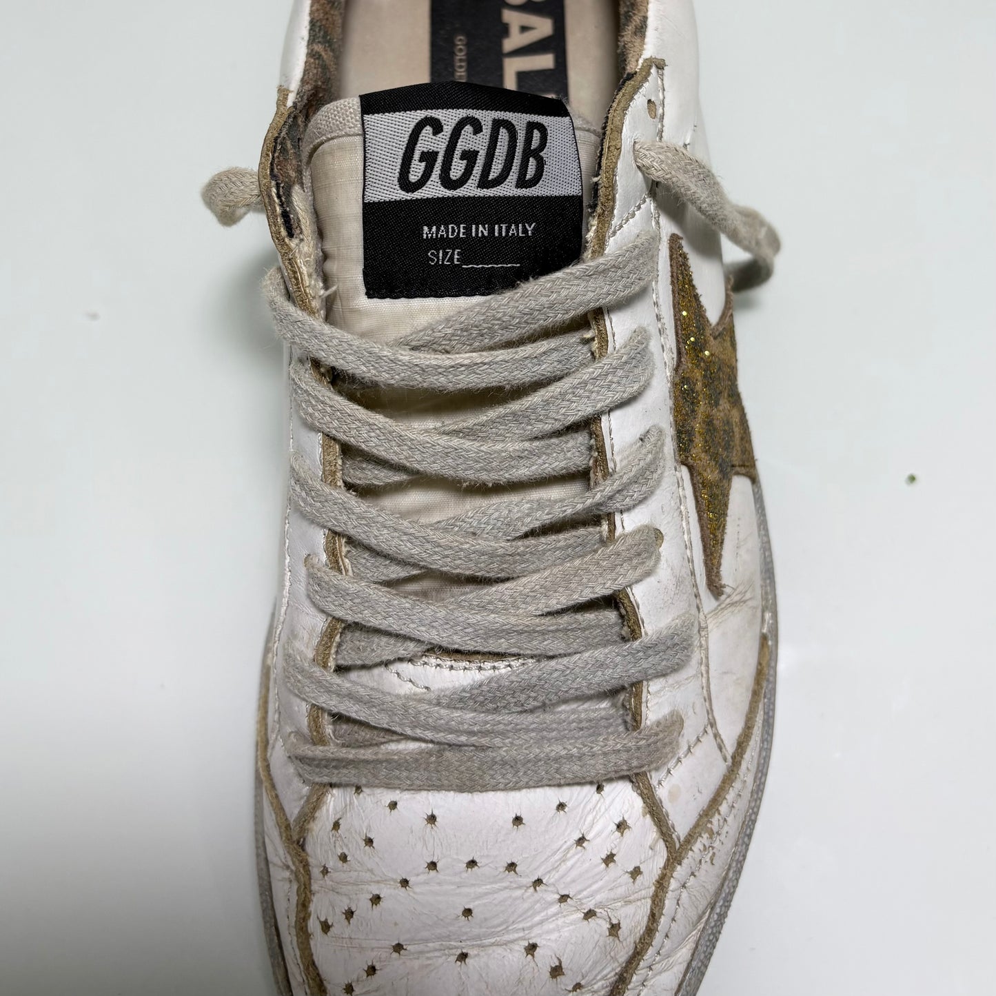 GOLDEN GOOSE BALLSTAR MACULATO GLITTERATO D’ORO E SUOLA GRIGIA 36