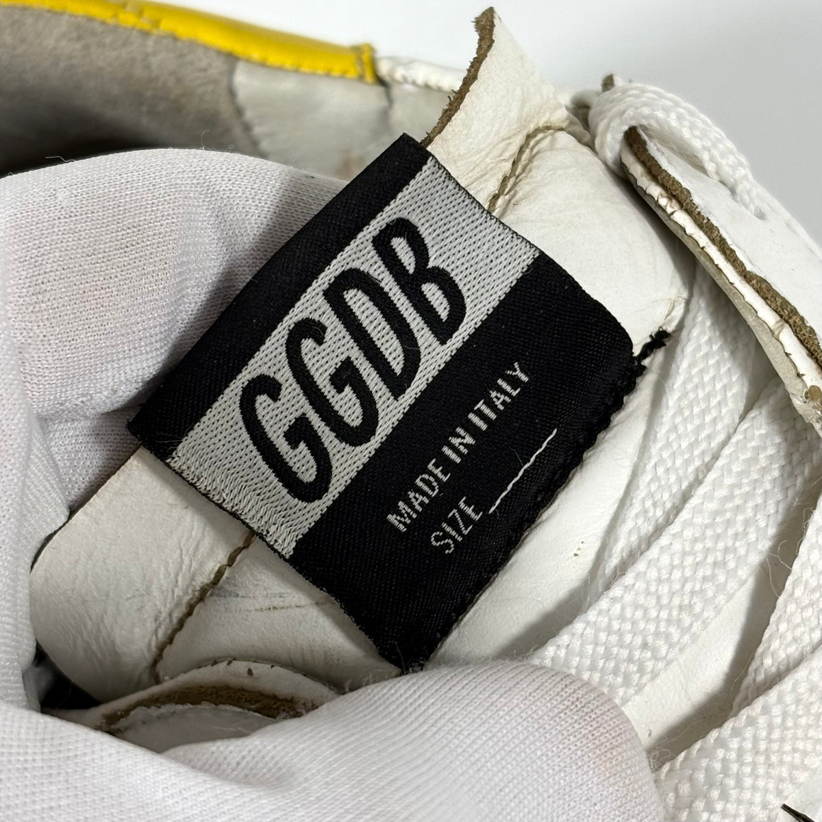 Golden goose Superstar bianche con talloncini gialli 42