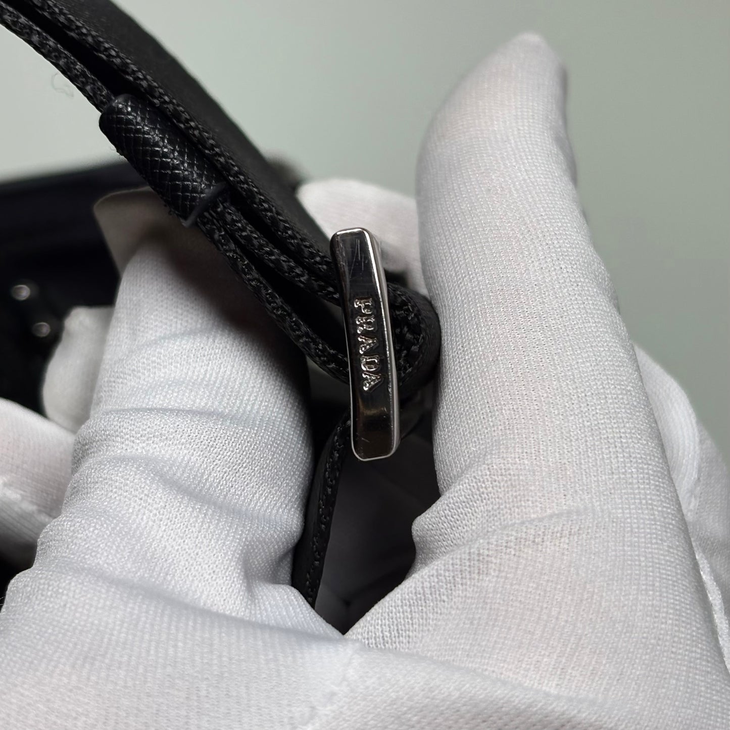 Prada tracolla in Re-Nylon nero