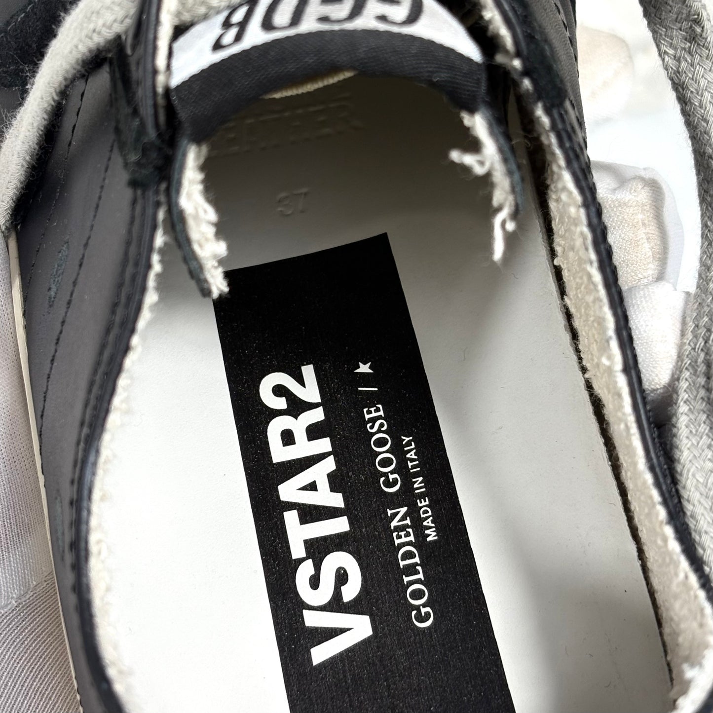 Golden goose V-Star 2 nere punta a paillettes 37