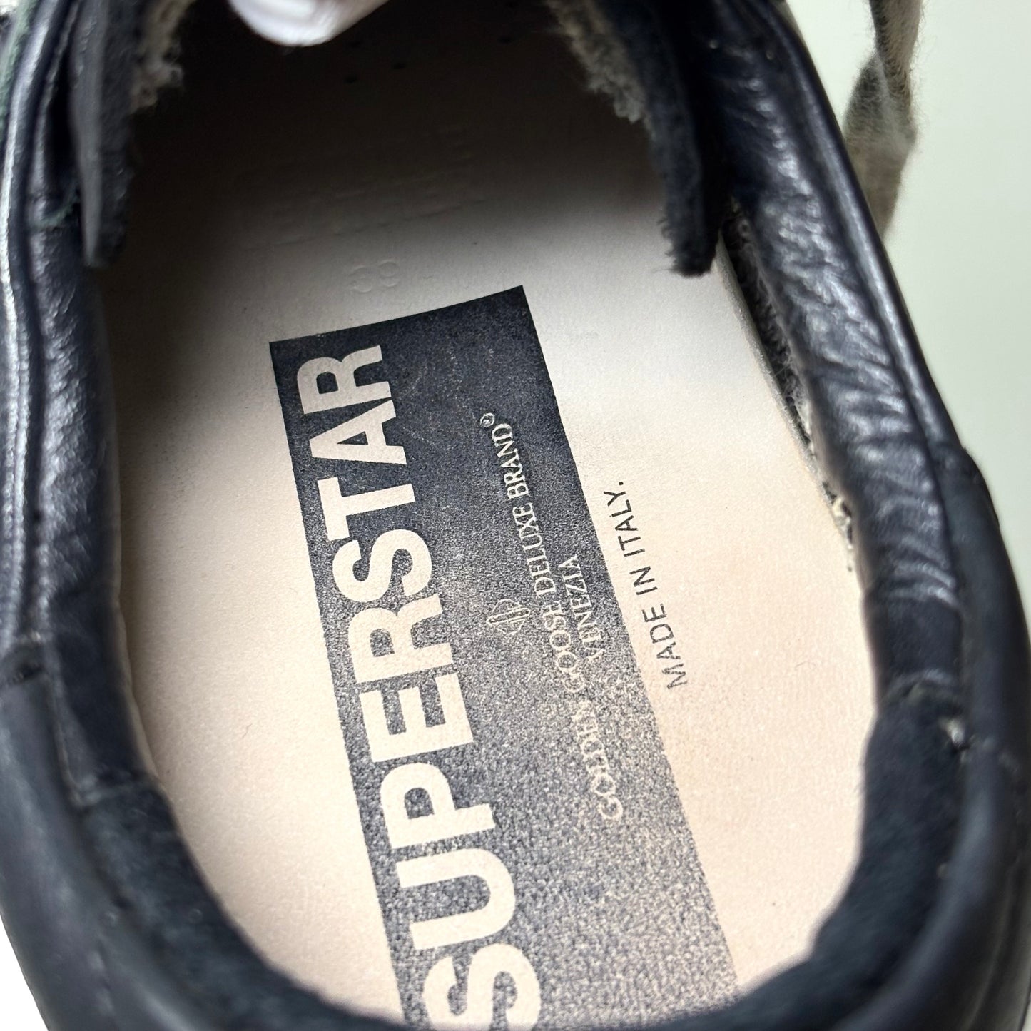 Golden goose Superstar nere e brillantini stella 39