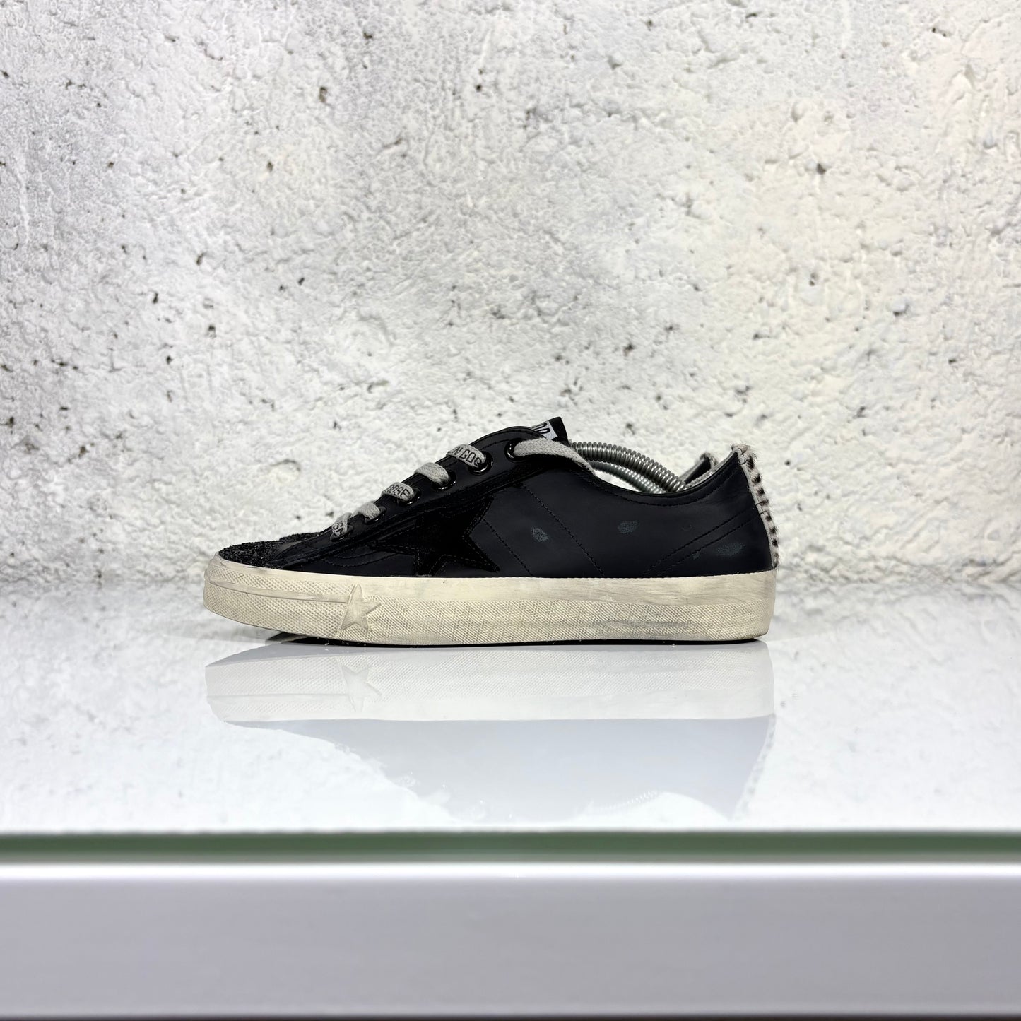 Golden goose V-Star 2 nere punta a paillettes 37