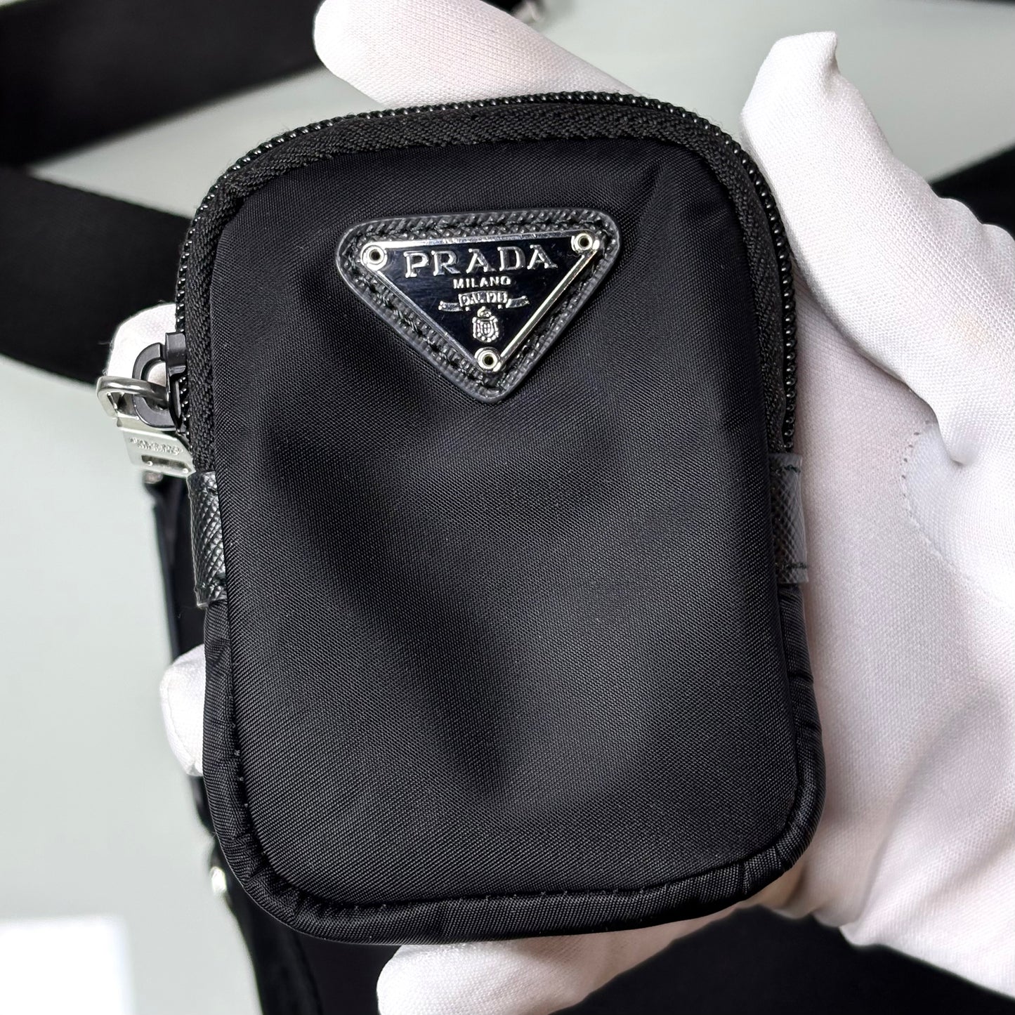 Prada tracolla in Re-Nylon nero