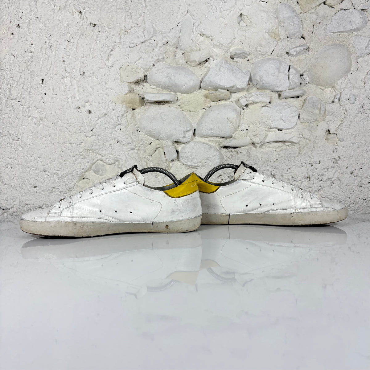 Golden goose Superstar bianche con talloncini gialli 42