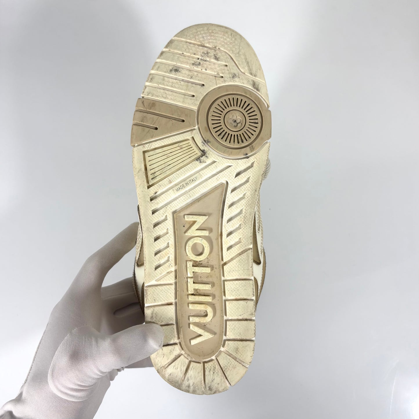 Louis Vuitton Skate beige 43